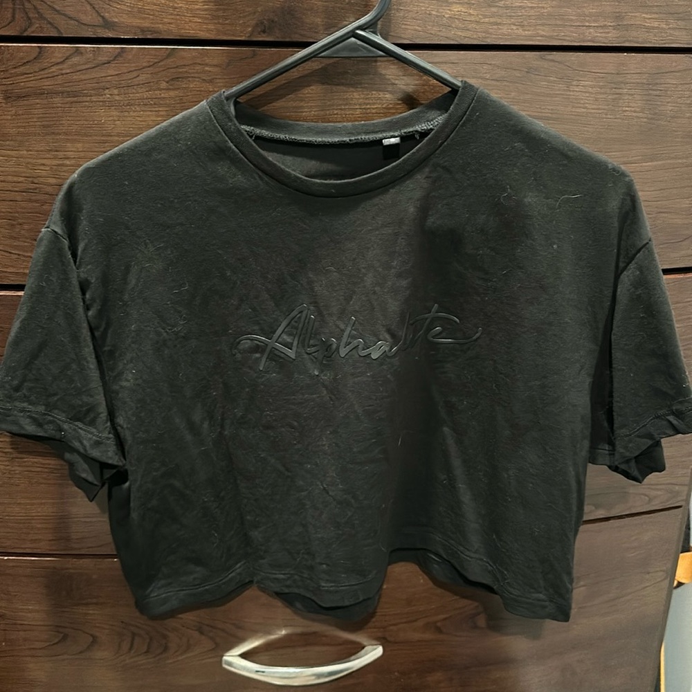Alphalete Crop Top
